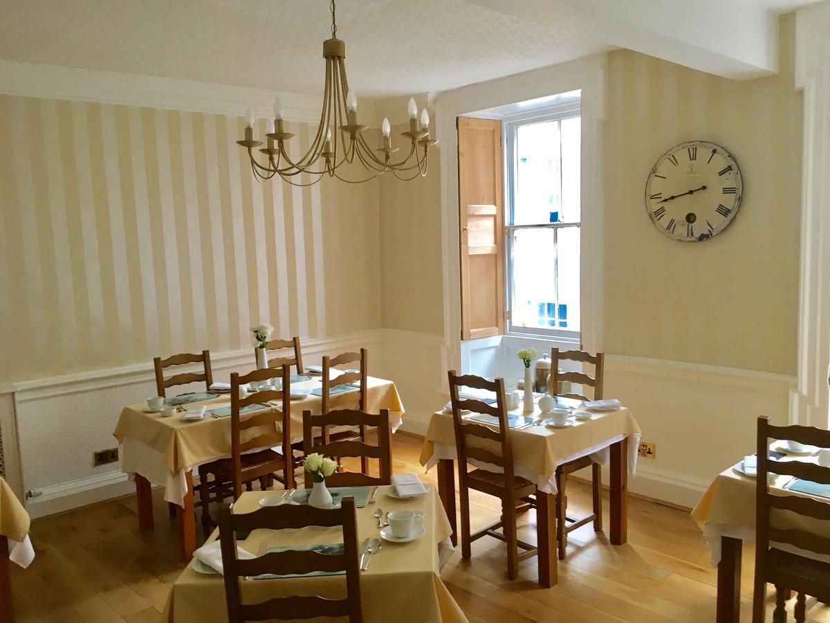 코커머스 Six Castlegate B&B 외부 사진