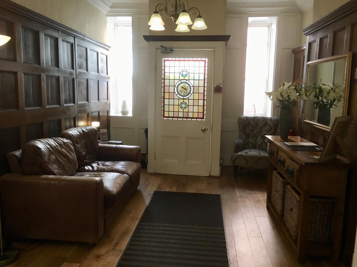 코커머스 Six Castlegate B&B 외부 사진